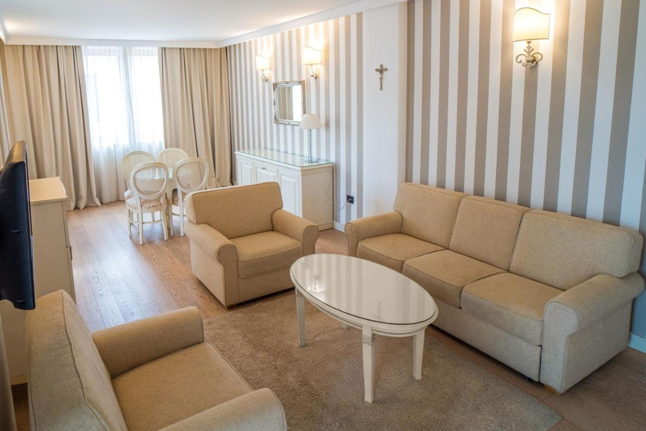 Hotel Grace Medugorje Bagian luar foto