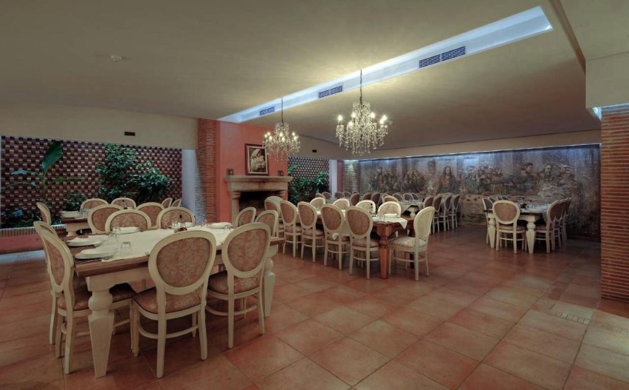 Hotel Grace Medugorje Bagian luar foto